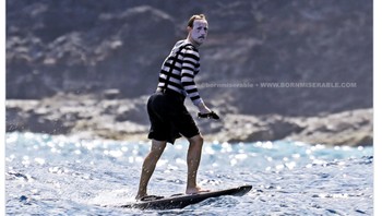 Waduh, kok jadi begini? Foto: Screenshot Twitter via Knowyourmeme