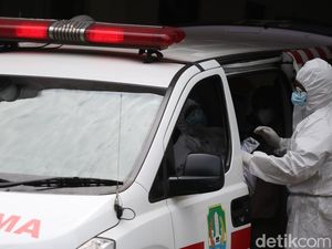 Menkes Imbau Jangan Panik Kasus COVID-19 RI Naik, Pasien di RS Terkendali