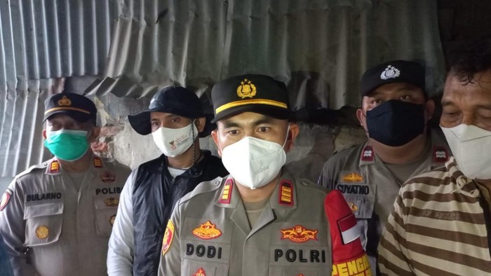Polsek Palmerah gerebek Kampung Boncos