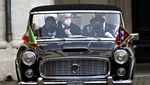 Momen Pelantikan Mattarella Jadi Presiden Italia di Usia 80 Tahun