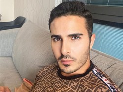 8 Foto Simon Leviev Pamer Gaya Hidup Mentereng, Diduga Hasil Menipu