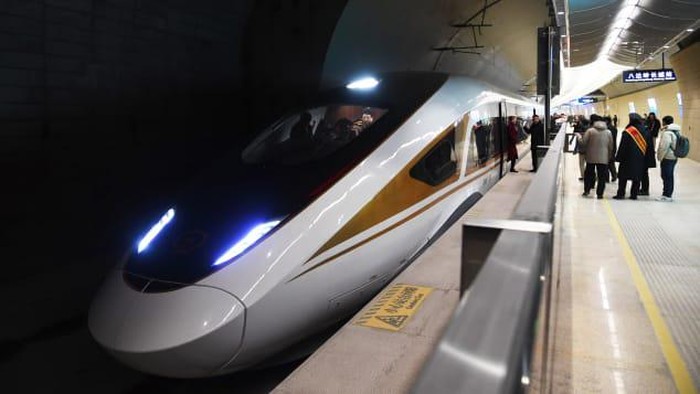 Stasiun Kereta Api dengan Kecepatan Tinggi dan Terdalam di Dunia