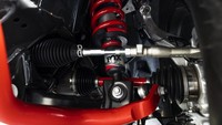 Sequoia dibekali tiga mode berkendara, yakni Eco, Normal, dan Sport. Asyiknya lagi, sudah ada fitur Load-Leveling Rear Height Control Air Suspension dan pengaturan Adaptive Variable Suspension yang diperluas mencakup mode Comfort, Sport S+ dan Custom. Foto: Dok. Toyota