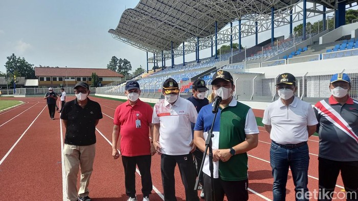 Wali Kota Tangerang Arief Wismansyah meresmikan Stadion Benteng Reborn