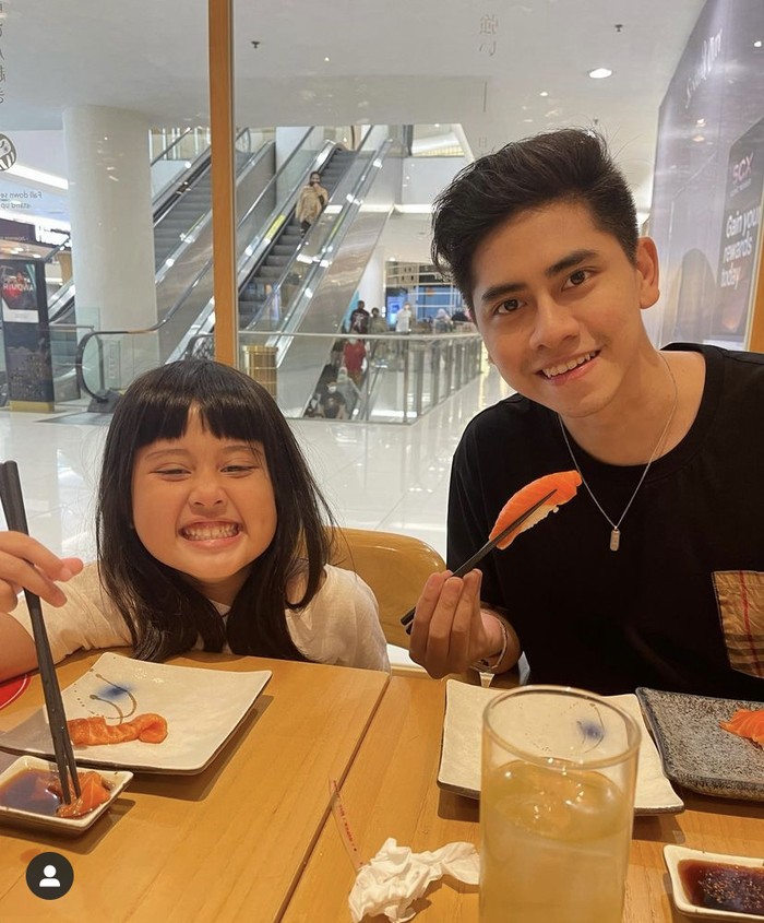 Kulineran Mewah Athalla Naufal di Dubai hingga Jakarta Kulineran Mewah Athalla Naufal di Dubai hingga Jakarta