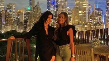 Dia generasi ketiga keturunan Amerika Serikat dan Meksiko, besar di Alburqueque. Pada wawancara dengan Hollywood Reporter, Lauren mengaku berasal dari keluarga yang biasa-biasa saja. Foto: Instagram