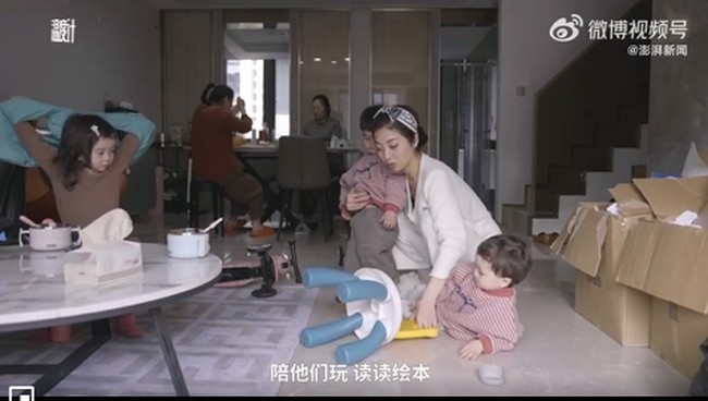 Di China sendiri, memiliki anak dengan cara bayi tabung dilarang untuk orang-orang yang tidak menikah. Karena itu, Li Xueke melakukannya di luar negeri. bKini tentu anak-anaknya belum mengerti mengapa mereka tidak memiliki ayah seperti yang lain. Tapi Xueke berniat untuk menjelaskannya suatu hari nanti. Foto: Dok. Internet/Weibo