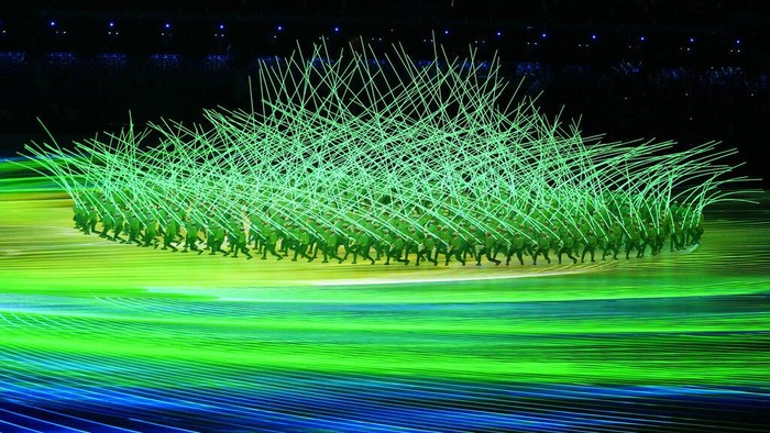 Melihat Kemeriahan Pembukaan Olimpide Beijing 2022 Olimpiade Musim Dingin Beijing 2022 resmi dibuka di Stadion Bird's Nest, Jumat (4/2//2022) malam. Para penari hingga pesta kembang api memeriahkan acara tersebut.