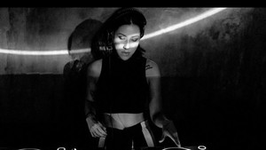Bukan cuma cantik, Patricia ternyata seorang DJ profesional lulusan skena musik Australia. Foto: dok. Instagram/@pschuldtz