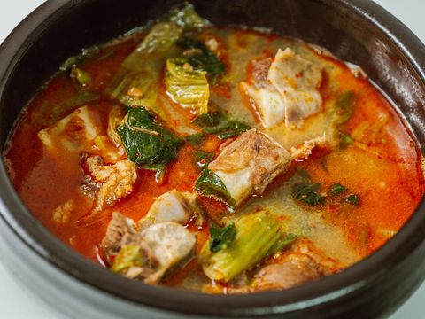 Resep Sup Iga Sapi dan Sawi Putih ala Korea