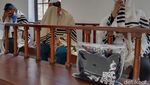 Suasana Ibadah di Sinagoge Samping Museum Holocaust yang Jadi Sorotan
