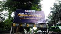 Pemerintah Kota Bogor menutup jalur pedestrian Sistem Satu Arah (SSA) di seputaran Kebun Raya Bogor, Sabtu (5/2/2022).
