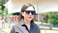 Perempuan bernama lengkap Vicky Veranita Yudhasoka itu dinyatakan positif sejak akhir pekan lalu.  Foto: Vicky Shu/ Instagram