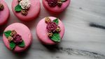 Sayang Dimakan! 10 Macaron Cantik Ini Dilukis Bentuk Bunga dan Rusa