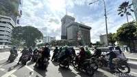 Sebelumnya, PT MRT mengumumkan pihaknya akan mengalihkan arus lalu lintas di persimpangan Jalan MH Thamrin dan Jalan Kebon Sirih, Jakarta Pusat, akan diberlakukan satu arah.