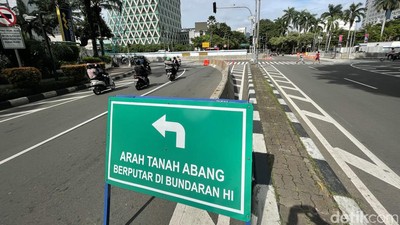 Ada One Way, Begini Suasana Lalu Lintas di Simpang Thamrin-Kebon Sirih