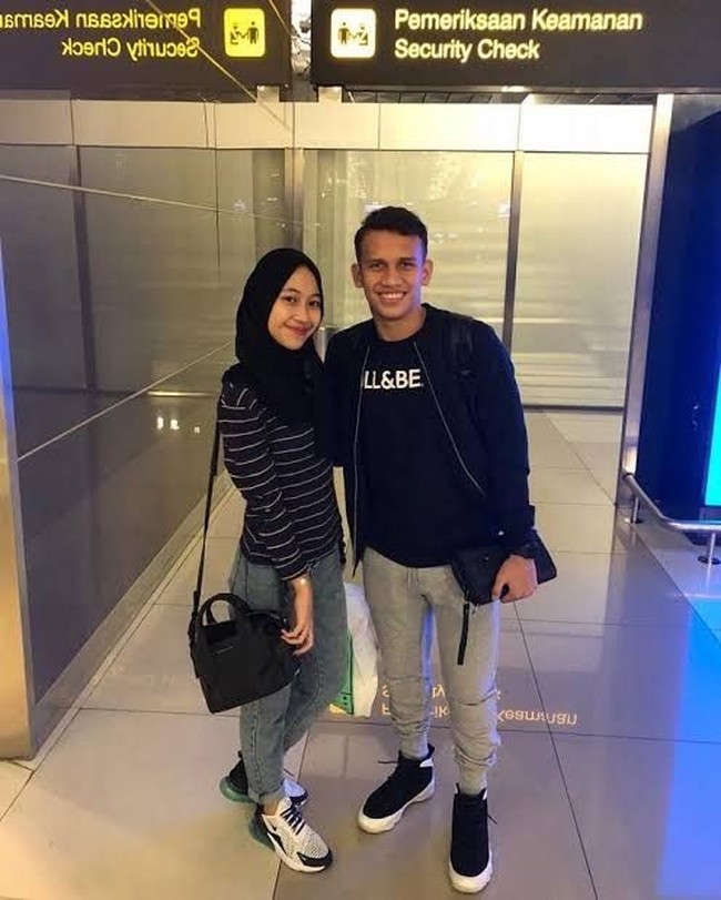 Egy Maulana dan Adiba Khanza dipuji netizen sebagai pasangan yang serasi. Netizen pun mendoakan mereka bisa segera meresmikan hubungan ke jenjang pernikahan. (Foto: Instagram)