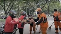 Tahun 2022 menjadi tahun ketiga dimana pandemi Covid-19 melanda dunia, termasuk Indonesia. Pada kondisi sulit ini, banyak dari kita yang telah kehilangan hal yang berharga dalam hidup, dan tentunya mengajarkan kita untuk lebih menghargai waktu dan kebersamaan.