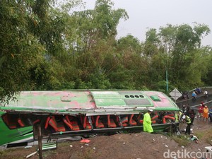 Belasan Korban Kecelakaan di Bantul Dirawat RS, Ada yang Suspek Corona