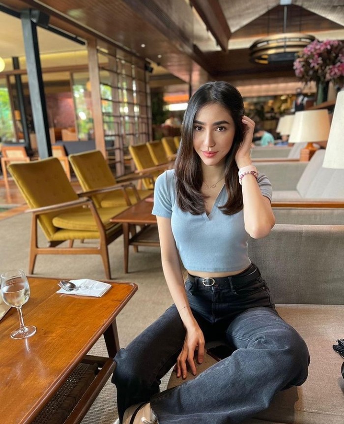 Galeri Nadia Purwoko Asyiknya Nadia Purwoko Saat Kulineran hingga Masak Bareng Hotman Paris