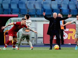 Kontroversi Gol Zaniolo Dianulir, Mourinho: Roma Dianggap Sepele
