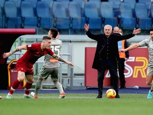 Kontroversi Gol Zaniolo Dianulir, Mourinho: Roma Dianggap Sepele