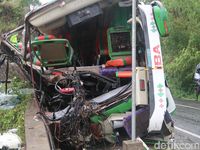 Belasan Korban Tewas Dalam Kecelakaan Bus Di Bantul, Ini Daftarnya