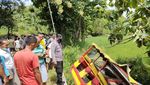 Kereta Kelinci Nyungsep di Madiun, Tewaskan Nenek dan Cucu