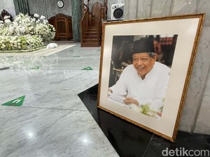 Kabar Duka di Februari 2022, Mertua Sandiaga Uno Meninggal Dunia