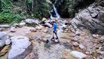 Trekking di Sentul Bonus Nikmati Segar-Asrinya Curug Ciburial, Mau?