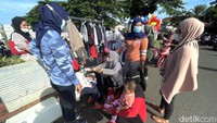 Seperti terlihat di kawasan Banjir Kanal Timur (BKT), Jakarta, Minggu (06/02/2022).