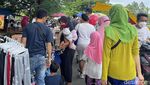 Warga Berjubel di BKT, Saat Jakarta Perang Melawan Omicron