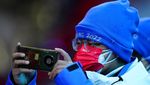 Antusias Warga Saksikan Olimpiade Beijing Meski Dibayangi Omicron
