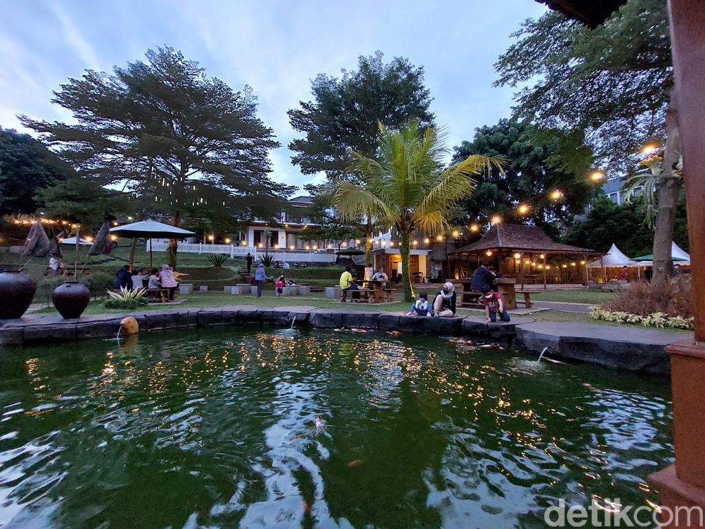 Bi Coffe di Tangerang Selatan