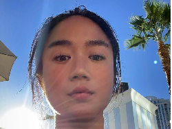 Gaya Unik Chef Renatta Rayakan Lebaran, Pakai Sarung & Baju Koko Kakeknya