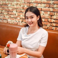 Chika Chandrika kembali menjadi sorotan usai dirinya disebut-sebut menjadi dalang di balik perkelahian yang menyebabkan Putra Siregar dan Rico Valentino dipenjara. Karena hal itu, Chika pun akan dipanggil untuk diperiksa pihak kepolisian terkait kasus tersebut. Foto: Instagram/chandrika_