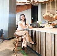 Usai namanya banyak jadi perbincangan karena dikaitkan dengan penangkapan bos PS Store, Pute Siregar dan artis Rico Valentino, Chika belum jugs terlihat memberikan penjelasan.  Foto: Instagram/chandrika_