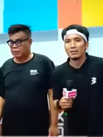 Desta main pingpong lawan Abdel Desta main pingpong lawan Abdel