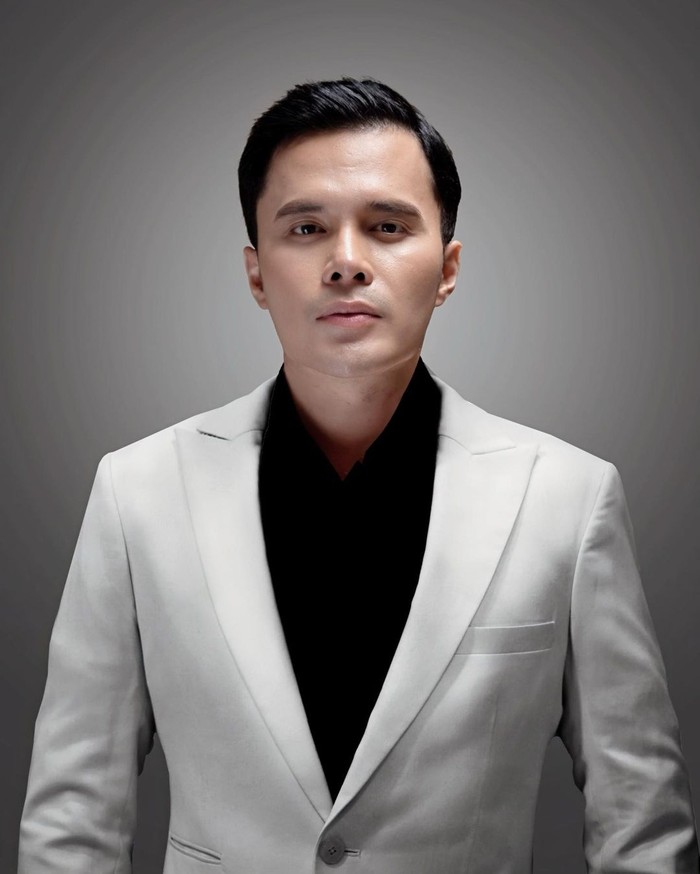 dr Oky Pratama, Crazy Rich Jambi Doyan Makan Bakso dan Kerupuk Jengkol dr Oky Pratama, Crazy Rich Jambi Doyan Makan Bakso dan Kerupuk Jengkol