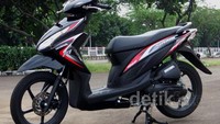 Lalu, Honda Vario 110 Fi yang sudah berbekal injeksi. Modelnya mirip dengan generasi pertama. Foto: Dok. Detik