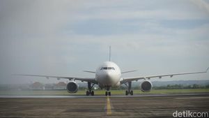 4 Penerbangan Gagal Mendarat di Soetta Gegara Cuaca Ekstrem Hari Ini