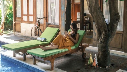 Ilustrasi turis asing di Bali