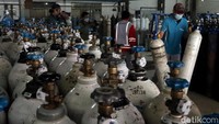 Kepala Dinas Perdagangan dan Perindustrian Elly Wasliah berujar, saat ini 13 rumah sakit di Kota Bandung sudah memiliki tangki untuk menyimpan cadangan oksigen.