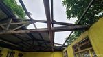 Kebangetan! Pencuri Gondol Seng Atap Sekolah di Riau