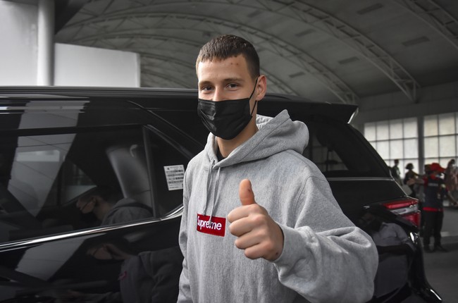 Dikatakan jika Fabio Quartararo dan para pebalap lain memang diperbolehkan untuk keluar hotel meski baru datang ke Indonesia. Travel bubble telah diberlakukan saat gelaran tes MotoGP di Mandalika jadi ada penyekatan wilayah.Foto: ANTARA FOTO/AHMAD SUBAIDI