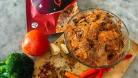 Buat kamu yang berada di Yogyakata dan ingin mencoba keripik kaca yang pedas nampol ini bisa membelinya di Instagram @calias.cemil. Keripik kaca dari Calias ditawarkan dengan harga Rp 17.000 per 100 gram. Foto: Instagram @calias.cemil