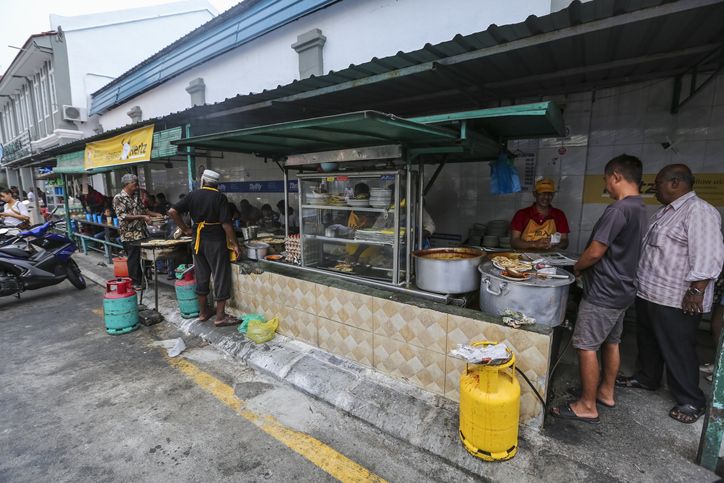 Krisis Pegawai! 2.000 Kedai Mamak di Malaysia Akhirnya Tutup