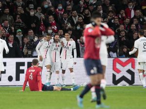 Mbappe Menggiring, Kecoh Lawan, tapi Bola Terlepas... Ah, Messi Gol!