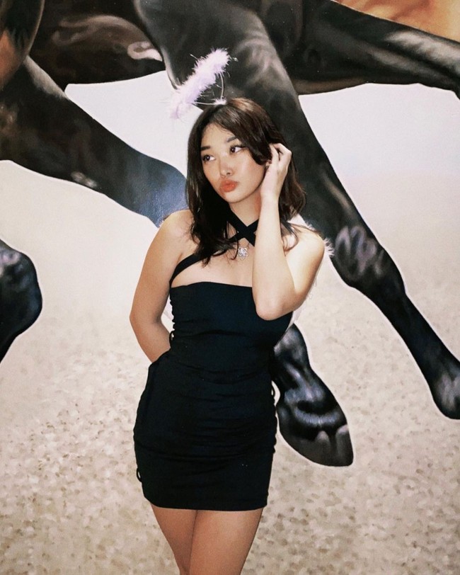 Ke depannya, Livy berencana terjun ke dunia hiburan dengan bermain dalam sebuah web series. Foto: Instagram @livy_renataa