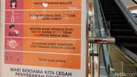 Dalam aturan terbaru, mal dapat dibuka sampai pukul 21.00 dengan maksimal 60% pengunjung.